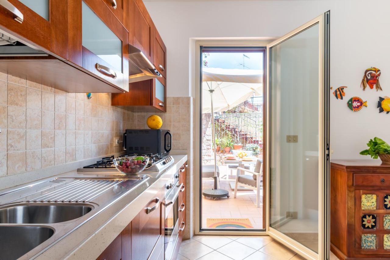 Taormina Panoramic Apartment With Parking エクステリア 写真
